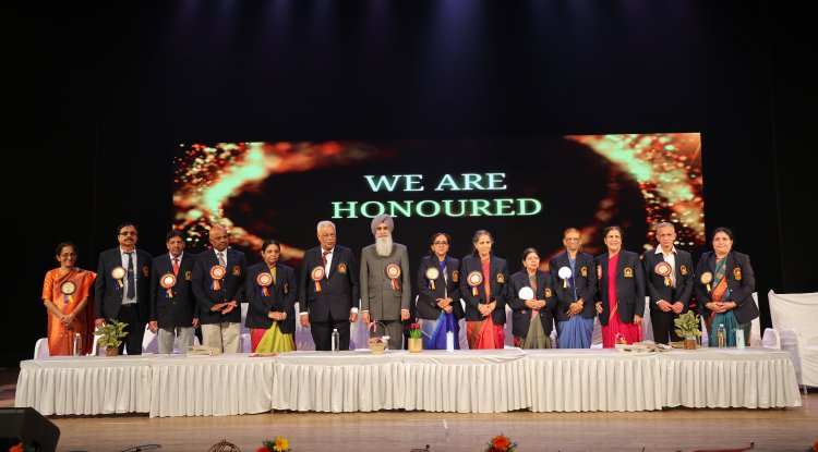 Dr.Chiranjeev Singh and the Management members